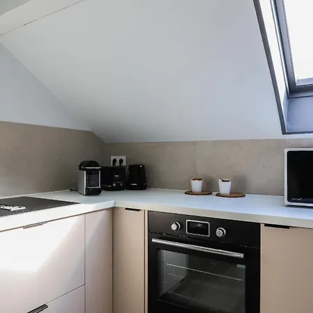 Cloud Stylish Flat With Jacuzzi Near Center *