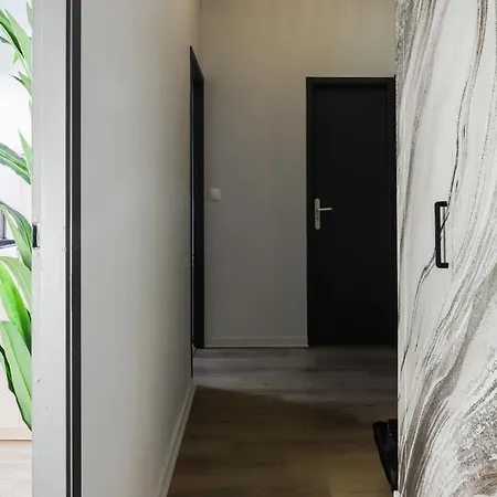 Διαμέρισμα Cloud Stylish Flat With Jacuzzi Near Center Άννεσι